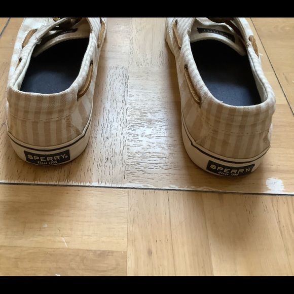 Sperry Bahama Multi-stripe Top-siders. Women’s Size 9. - Picture 5 of 9